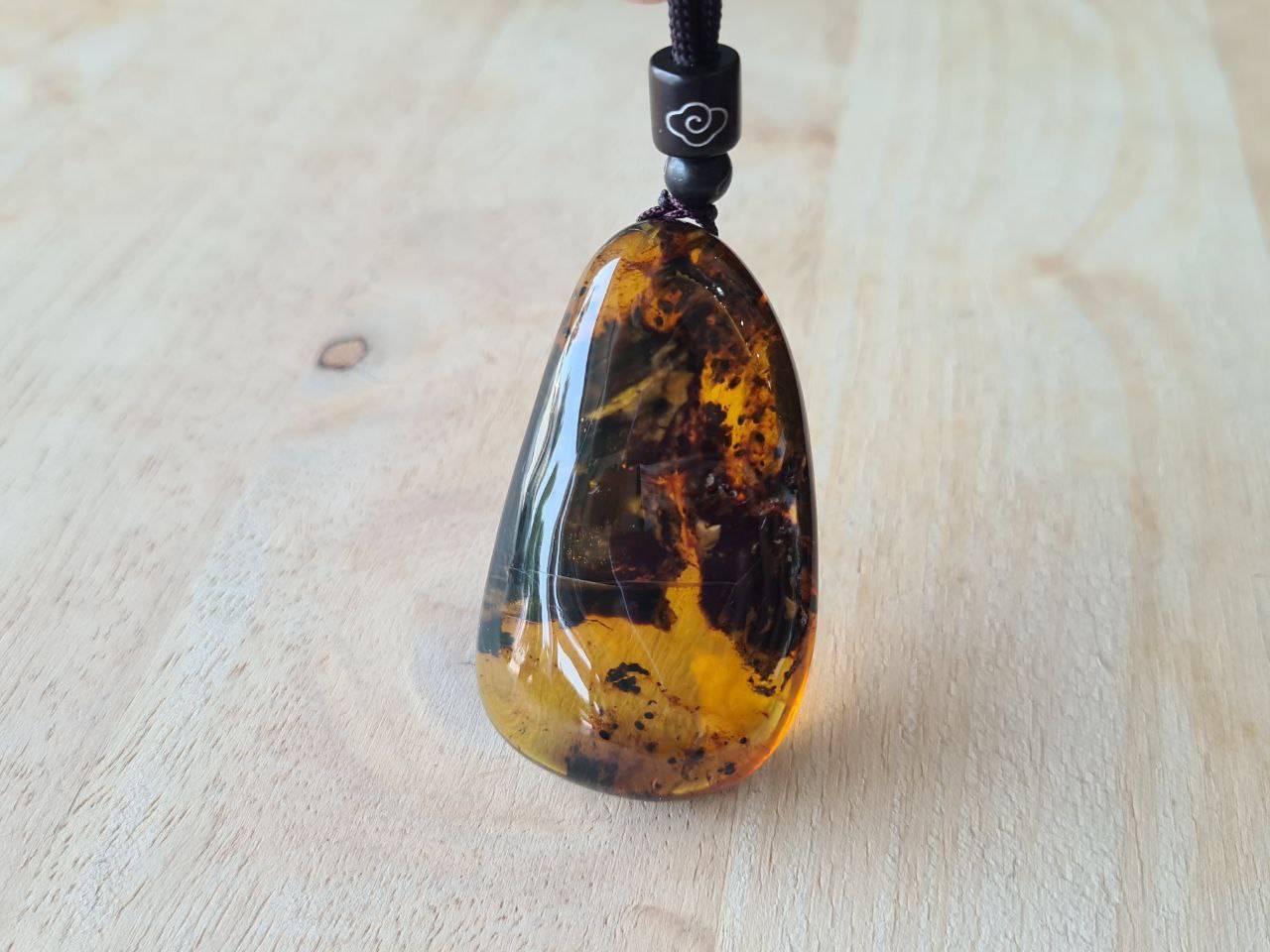 琥珀吊坠56x3.5mm Amber